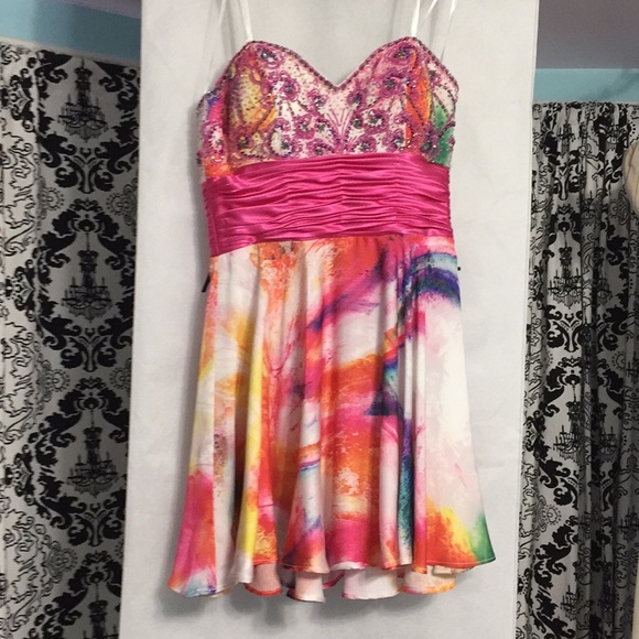 Short prom dress - Picture 1 of 3